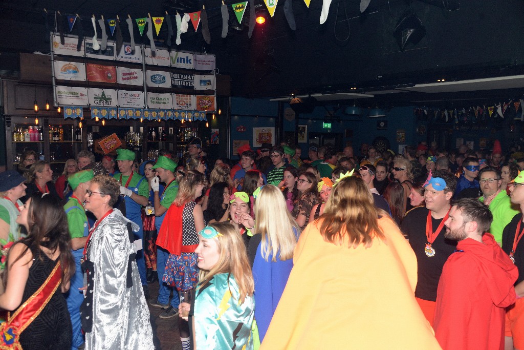 ../Images/Held op sokken feest 038.jpg